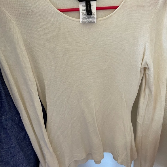BCBG cream top - Picture 2 of 2